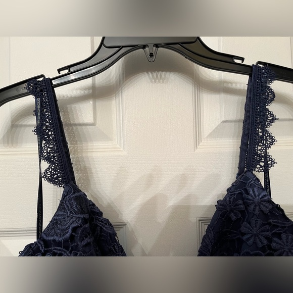 Chi Chi London Dress - Picture 5 of 7